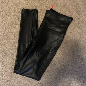 Spanx faux leather leggings size M